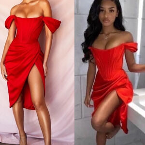 HOUSE OF CB 'Loretta' Red Satin Off‎ Shoulder Dress/Size XS NWOT